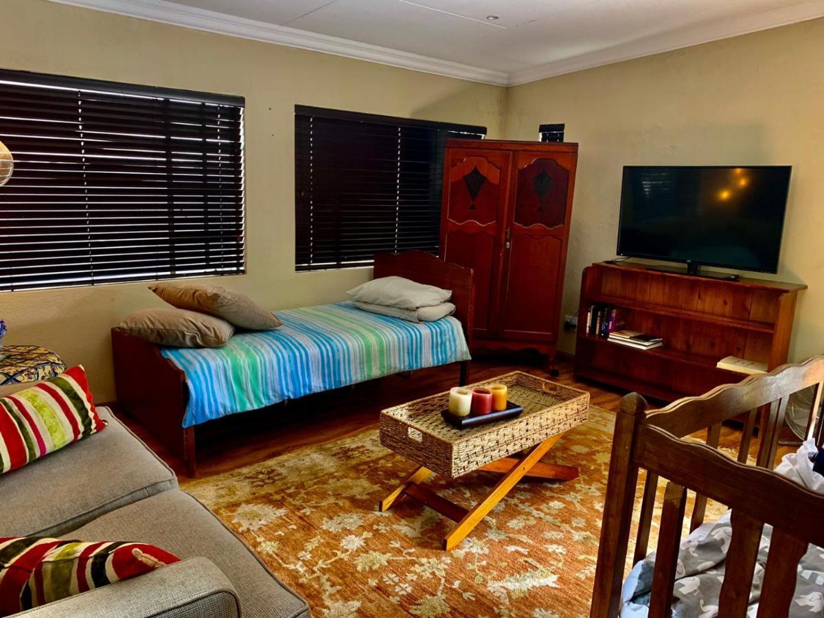 Douglas Villas Tzaneen Exterior photo