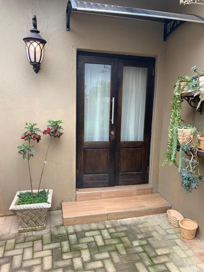 Douglas Villas Tzaneen Exterior photo